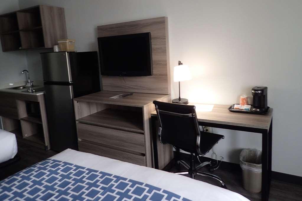 Suburban Studios Tysons Corner Виена Стая снимка