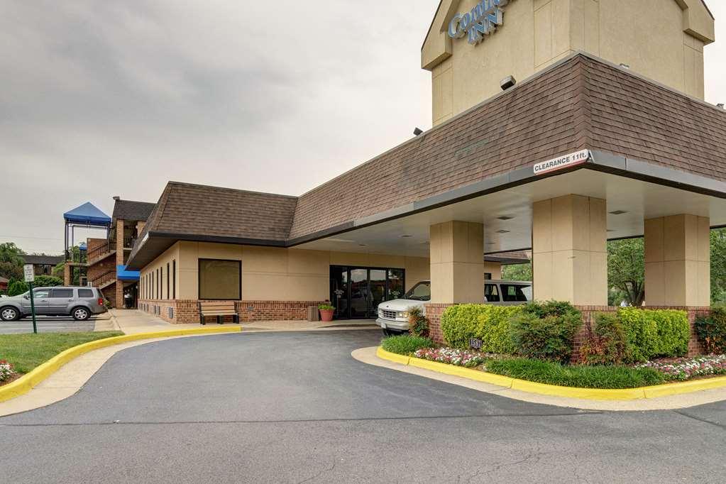 Suburban Studios Tysons Corner Виена Екстериор снимка