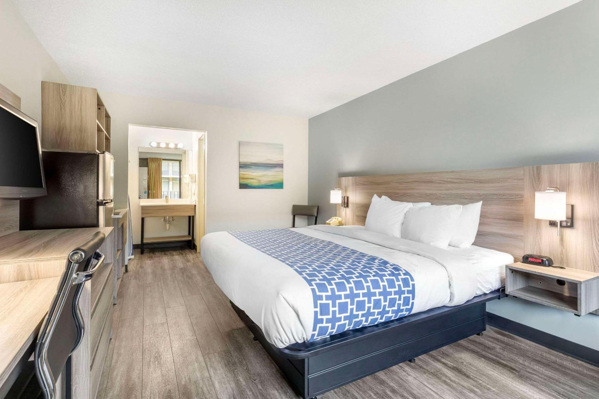 Suburban Studios Tysons Corner Виена Екстериор снимка